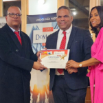 Foro DoMadrid reconoce a periodista dominicano Moisés González