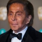 Muere el diseñador italiano Valentino a los 93 años