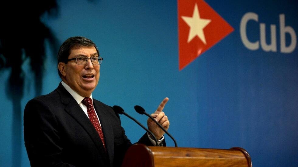 Archivo: el ministro de Relaciones Exteriores de Cuba, Bruno Rodríguez, habla durante una conferencia de prensa para denunciar la intensificación del bloqueo de Estados Unidos a pesar de la pandemia del coronavirus Covid-19, en La Habana, el 22 de octubre de 2020.