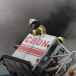 Incendio afecta un edificio comercial avenida Duarte