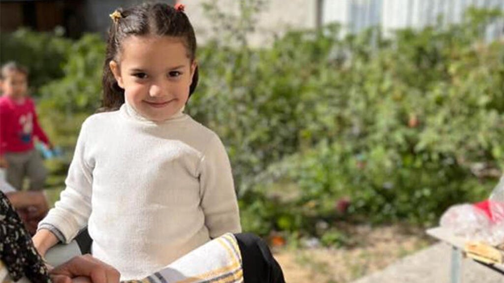 Hind Rajab, de seis años, desapareció después de que el coche de su familia fuera tiroteado en Gaza por el Ejército israelí.