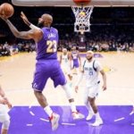 LeBron James se convierte en jugador más viejo triple-doble