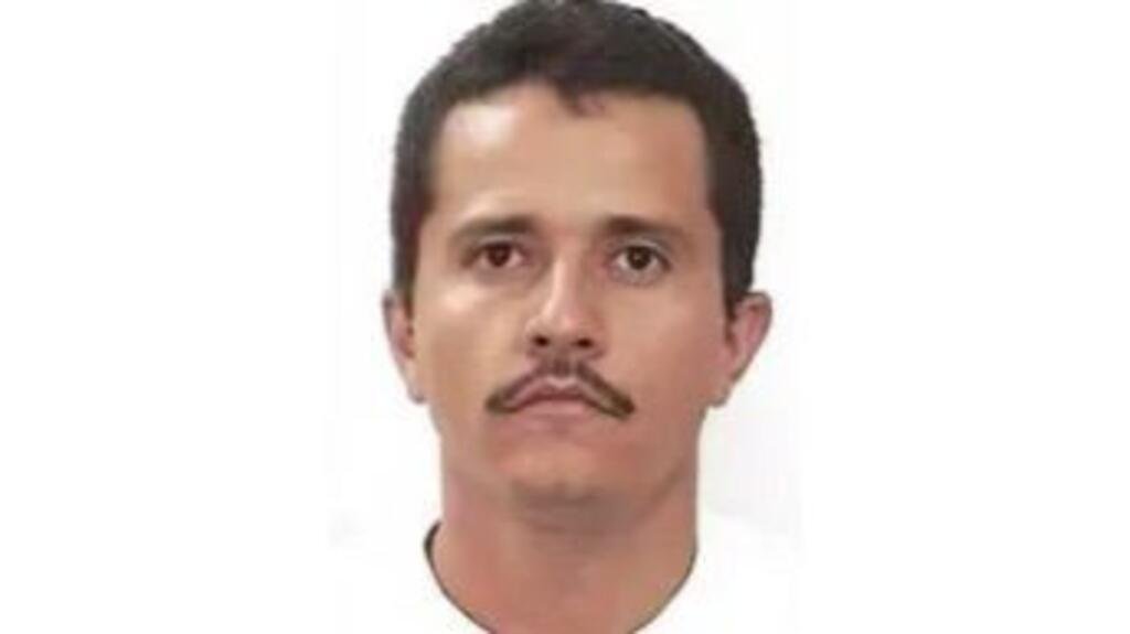 Nemesio Oseguera Cervantes, alias 'El Mencho', líder del Cártel Jalisco Nueva Generación (CJNG), uno de los narcotraficantes más buscados por Estados Unidos, murió durante un operativo del ejército en la sierra de Jalisco, según el Gobierno de México, reportaron medios locales.