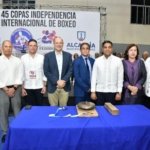 Ministerio de Deportes entrega RD$ 1.3 millones Copa de Boxeo