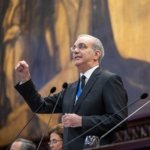 Presidente Luis Abinader aprueba orden general de ascenso en la Policía Nacional