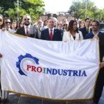 Proindustria rinde honor a los héroes de la Independencia Nacional ante el Altar de la Patria