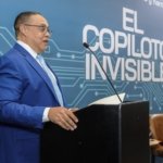 Víctor Bautista publica libro sobre la inteligencia artificial