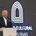 Banreservas reconoce a Winston “Chilote” Llenas en homenaje a los 93 años de las Águilas Cibaeñas