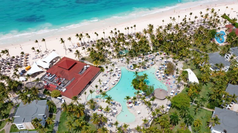 Vista aérea de la playa y del Grand Bövaro Princess Punta Cana.