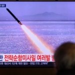 Corea del Norte lanza 10 misiles balísticos hacia el mar de Japón