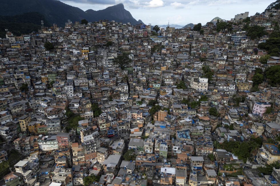 Vista aérea de la favela Rocinha en Rio de Janeiro, Brasil, el 5 de marzo de 2026