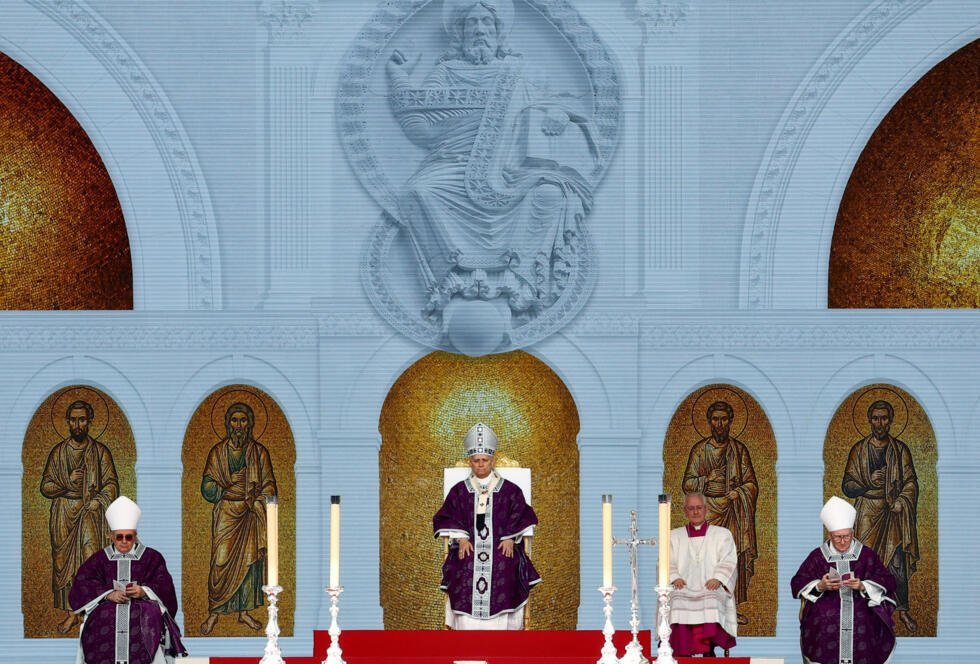 El papa León XIV celebra una misa pública en el estadio Louis II como parte de su visita de un día a Mónaco, el 28 de marzo de 2026.