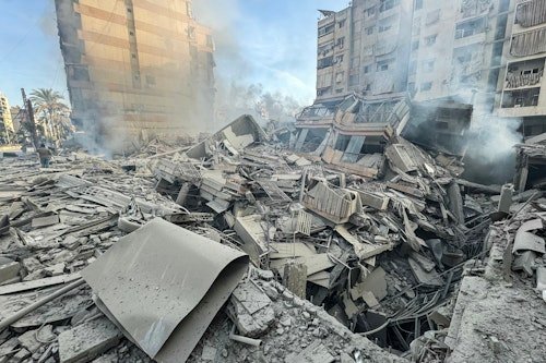 Importantes destructions dans la banlieue sud de Beyrouth après des raids israéliens massifs