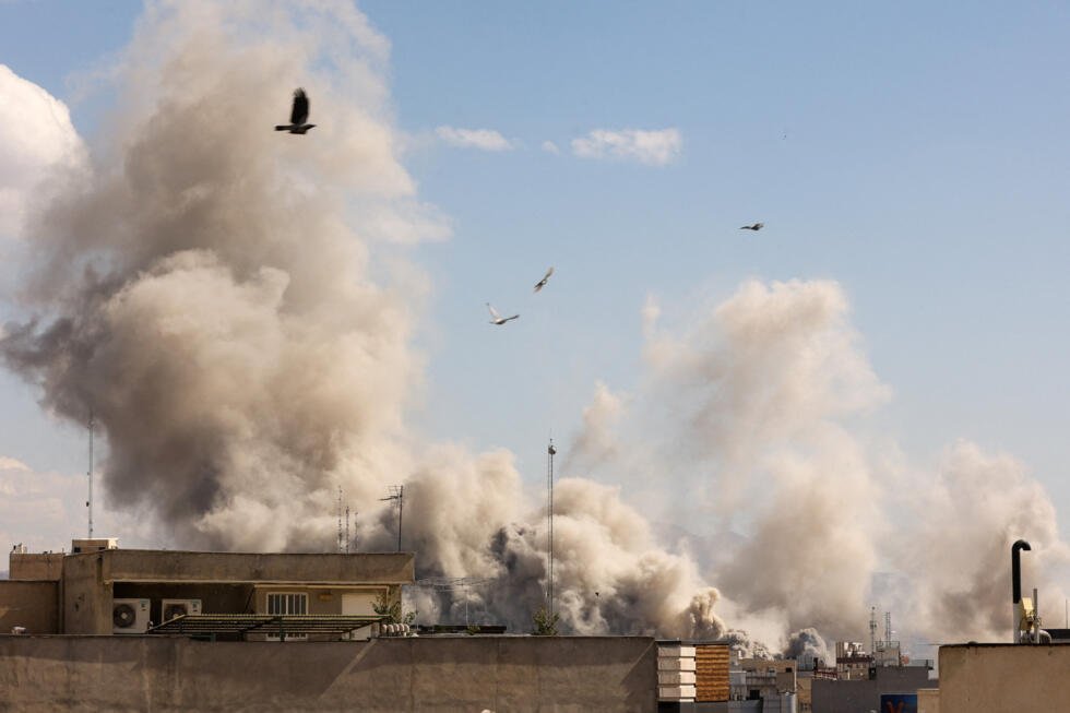 Panorama de Teherán (Irán) después del ataque de Israel y Estados Unidos, el 1 de marzo de 2026. 