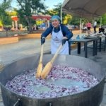 Turismo & Atracciones presenta gran asopao de mariscos con coco para 5,000 personas en Samaná