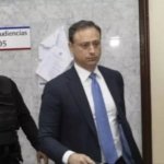 Exprocurador Jean Alain viajó a España por motivos de salud