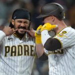 Manny Machado conecta tres hits y anota 3 en victoria Padres