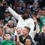 Expelotero Big Papi encabeza celebridades en playoffs NBA